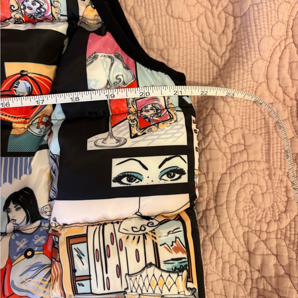 Gabby Isabella Comic Strip Snow Puffer Vest - Picture 7 of 9